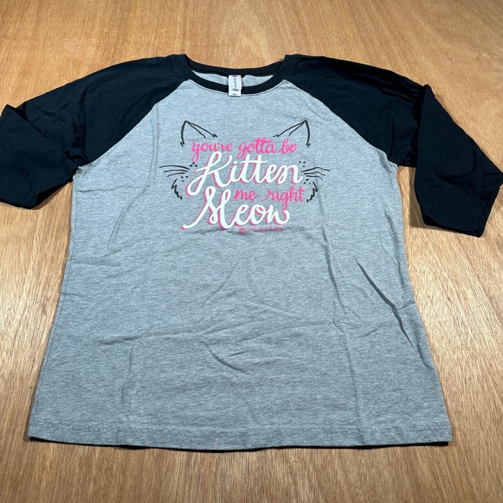 Its A Girl Thing Raglan Shirt Youth XL Gray Black Kitten Me Right Meow Graphic